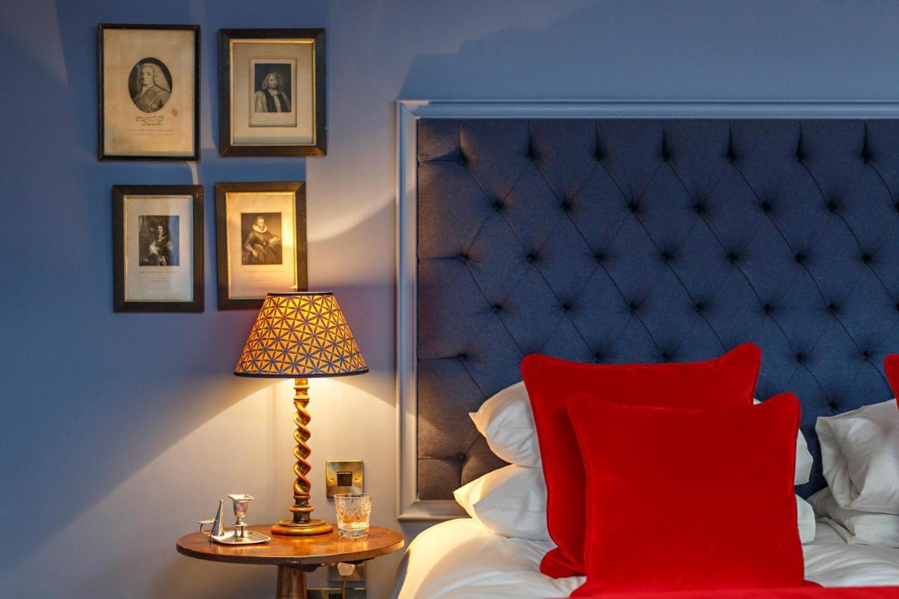 Ffolkes Arms Hotel Hillington Eksteriør bilde