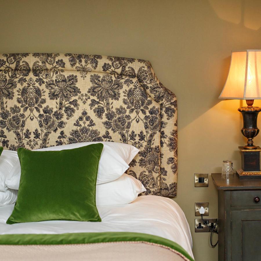 Ffolkes Arms Hotel Hillington Eksteriør bilde